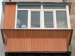 Остекление и отделка балкона с выносом